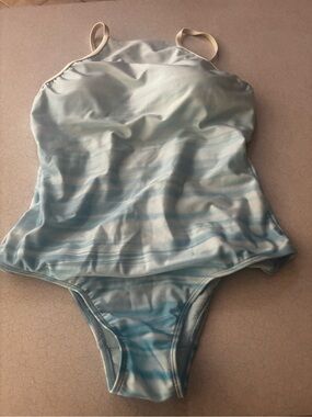 Afriel & Tabbis Light Blue Ombre Striped One-Piece NWT 10